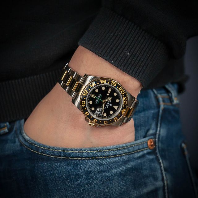 Rolex GMT Master II 116713 LN Image 6